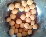Foto langkah ke 4 dari resep Bola - bola ubi kuning.