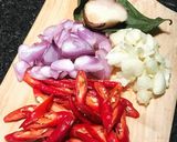 Foto langkah ke 2 dari resep Oseng daun Pepaya Jepang.