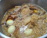 A picture of step 3 of Yakult Braised Pork Belly & Quail Eggs.