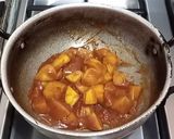 A picture of step 2 of Khatay Aloo With pasta 😉.