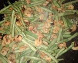 Foto langkah ke 2 dari resep Oseng Buncis Udang Kuning.