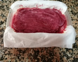 Foto del paso 4 de la receta: Tarta fría de buttercream de queso y frutos rojos