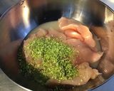 Une image de l'étape 4 de Poulet façon chili verde (maïs, poivrons, citrons verts).