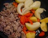 A picture of step 2 of Easy Curry Rice with a Secret Ingredient.