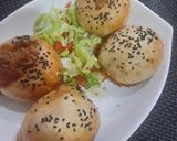 A picture of step 4 of Black seed mince buns.