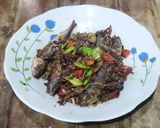 Foto langkah ke 5 dari resep Tumis Ikan asin pete.