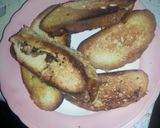 A picture of step 2 of Capirotada de Leche.