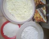 A picture of step 1 of Tear drop milk candy.