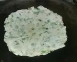 A picture of step 2 of Torai chilka paratha.