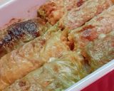 Foto del passaggio 4 della ricetta Verza ripiena di patate, mozzarella e salsiccia