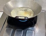 Foto langkah ke 5 dari resep Ayam Goreng Kremes.