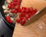 A picture of step 7 of Cockles, mini tomatoes, pasta.