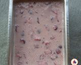 A picture of step 3 of Strawberry Ice Cream.