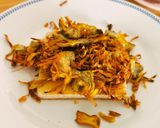 Foto del paso 3 de la receta: Tosta de Alcachofas fritas, Huevo roto y Jamón ibérico