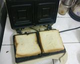 Hình bước làm 5 của món Bánh sandwich trứng rán