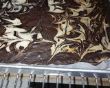 Foto langkah ke 6 dari resep Brownies Chewy dengan Cream Cheese.