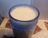 Foto del paso 3 de la receta: Licuado de manzana, banana y naranja
