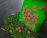 Foto langkah ke 4 dari resep Oseng Buncis Sosis.
