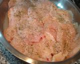 Foto del paso 3 de la receta: Pechugas de pollo con crema de morrón y calabacín con queso