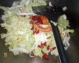 Foto langkah ke 3 dari resep Tumis sawi putih pake telur.