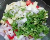 A picture of step 4 of Matar Chaat (dry peas chaat).