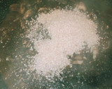 Foto del paso 4 de la receta: Arroz con alcachofas y sepia