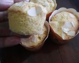 Foto langkah ke 2 dari resep Cupcake almond slice.