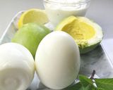 Foto del paso 2 de la receta Ensalada de huevo y aguacate