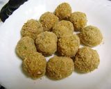 A picture of step 2 of Macher Chop (Fish Cutlet).