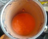 A picture of step 1 of Papaya banana smoothie 🥤.