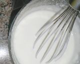 A picture of step 1 of Flag cake without oven.