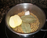 Foto del paso 2 de la receta: Garbanzos con Emperador y Verdura