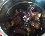 A picture of step 1 of Dates and Nuts Laddu.