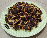 Foto langkah ke 2 dari resep Kukis Coklat Stik.