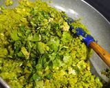 A picture of step 5 of Green peas sandwich.