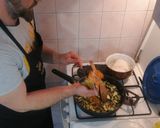 Currys, gombás, cukkínis csirkemell rizzsel recept fázis 5 fotója