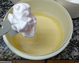 Foto del paso 4 de la receta: Bizcochuelo chiffon de chocolate 🍫