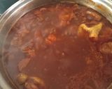 Foto del paso 4 de la receta: Guisado de guajillo con carne de puerco, piña y papas