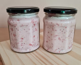 Foto del paso 4 de la receta: Postrecito de yogur firme de frutilla 🍓 bajo en calorías