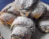 Szilvalekváros, mákos tekercsek #januar2026 recept fázis 5 fotója