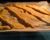 Foto del paso 5 de la receta: Empanada de bacalao con pasas