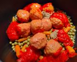 Foto del paso 5 de la receta: Albóndigas con guisantes y zanahorias
