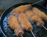 Foto langkah ke 3 dari resep Corndog Sosis.