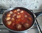 Foto del paso 4 de la receta Albóndigas con salsa de tomate, rápida y para celíacos