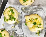 A picture of step 12 of Garlic buns.