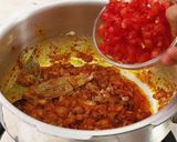 A picture of step 8 of Aloo Padwal Curry 📌.