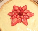 Foto del paso 5 de la receta: Tarta de fresas con hojaldre y crema pastelera