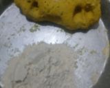 बेसन की पूरी टमाटर की तीखी सालसा चटनी रेसिपी चरण 3 फोटो