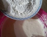 A picture of step 2 of Basic vanilla sponge.
