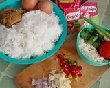 Foto langkah ke 1 dari resep Nasi Goreng Bumbu Iris Ala Mba Asih.